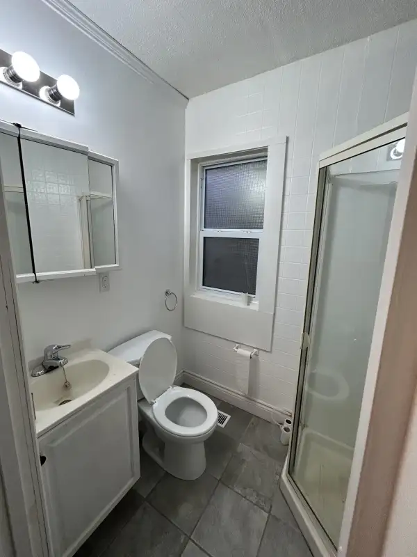 341 Melvin - Your Cozy 1-Bedroom Apartment in Long Term Rentals in Sudbury - Image 7