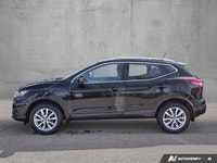 *CLEAN CARFAX, APPLE CAR PLAY, ANDROID AUTO, ALL-WHEEL DRIVE, MOONROOF.. * Featuring a 7-inch Nissan... (image 1)
