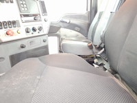 Ryder Stock ID: 651188 Transmission Type/Speed: AUTO 6 Engine: DIESEL MP8'13 425 1500/1900 Horse Pow... (image 8)