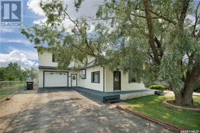 Beautifully Updated Family Home in Wakaw – Perfect for Entertaining Inside and Out Don’t miss this f...