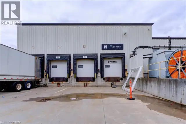 75 PLANT FARM Boulevard Unit# 5 Brantford, Ontario in Commercial & Office Space for Rent in Brantford - Image 4