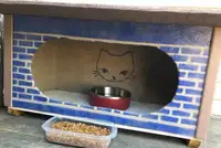 CAT FEEDING HOUSE-OUTDOOR