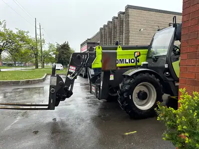 Zoomlion ZTH842 Telehandler – Overview The Zoomlion ZTH842 is a non-rotating telescopic handler desi...