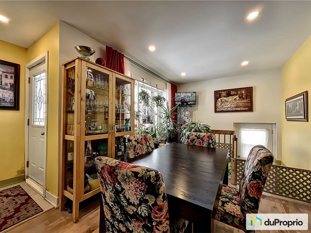 $499,900 - Bungalow for sale in Longueuil (St-Hubert) — photo 2