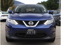 2018 NISSAN QASHQAI S - NO ACCIDENTS - ONE OWNER- BC VEHICLE - BACKUP CAMERA - HEATED FRONT SEATS -... (image 3)