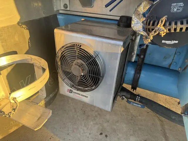 2003 WESTERN STAR 4900 in Heavy Trucks in Saskatoon - Image 29