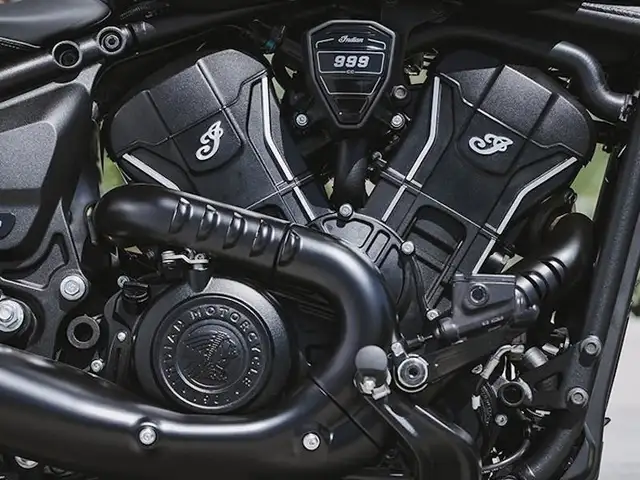 2025 Indian Motorcycle Sport Scout Sixty Limited Blue Dusk in Street, Cruisers & Choppers in Cambridge - Image 18