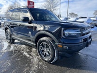 Command both urban streets and scenic trails with this remarkably well-equipped 2024 Ford Bronco Spo... (image 2)