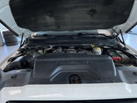 ===== Key Features ===== * 167,152 km * BC-Owned * 6.7L Cummins Turbo Diesel I-6 Engine * 4WD (Four-... (image 6)