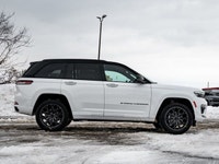 Welcome to Barrie Dodge Chrysler Jeep. The 2025 Jeep Grand Cherokee is a new, sophisticated midsize... (image 8)
