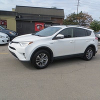 CERTIFIED PRE-OWNED/THIS VEHICLE COMES FULLY CERTIFIED WITH A SAFETY CERTIFICATE & SERVICED AT NO EX... (image 1)