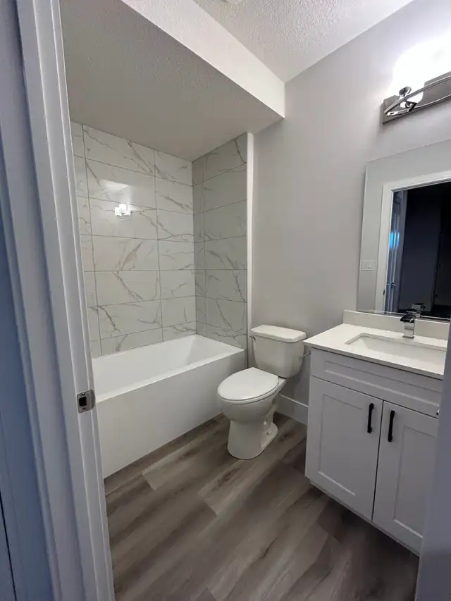 Brand New 2 Bedroom Legal Basement – University Area