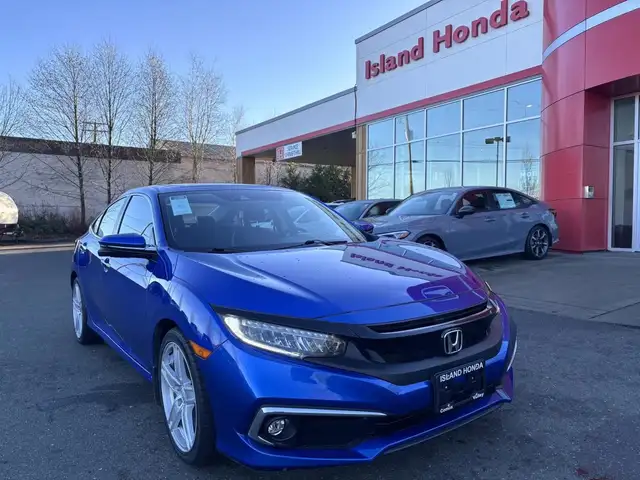 2020 Honda Civic Sedan Touring in Cars & Trucks in Comox / Courtenay / Cumberland - Image 2