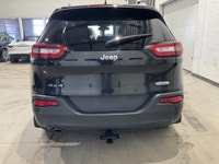 Le Jeep Cherokee North 2016 offert chez AutoStudio 72 à Mirabel propose un format pratique à 4 porte... (image 1)