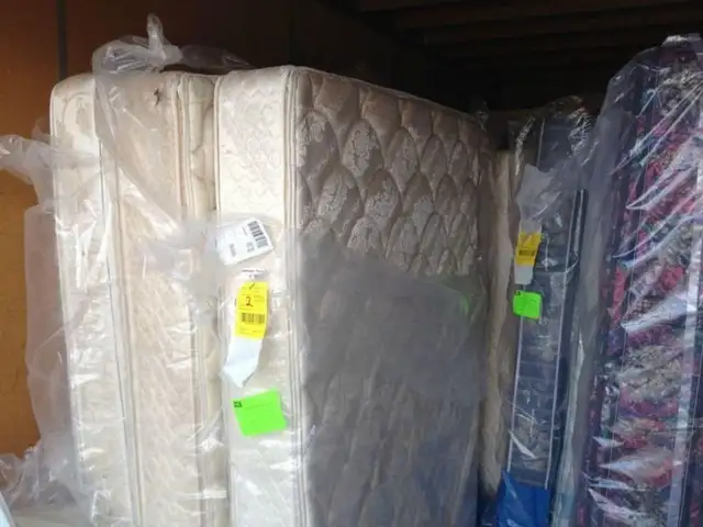 Ƹ̵̡Ӝ̵̨̄ƷQUEEN DOUBLE AND SINGLE SIZE USED MATTRESSES Ƹ̵̡Ӝ̵̨̄Ʒ in Beds & Mattresses in Delta/Surrey/Langley - Image 8