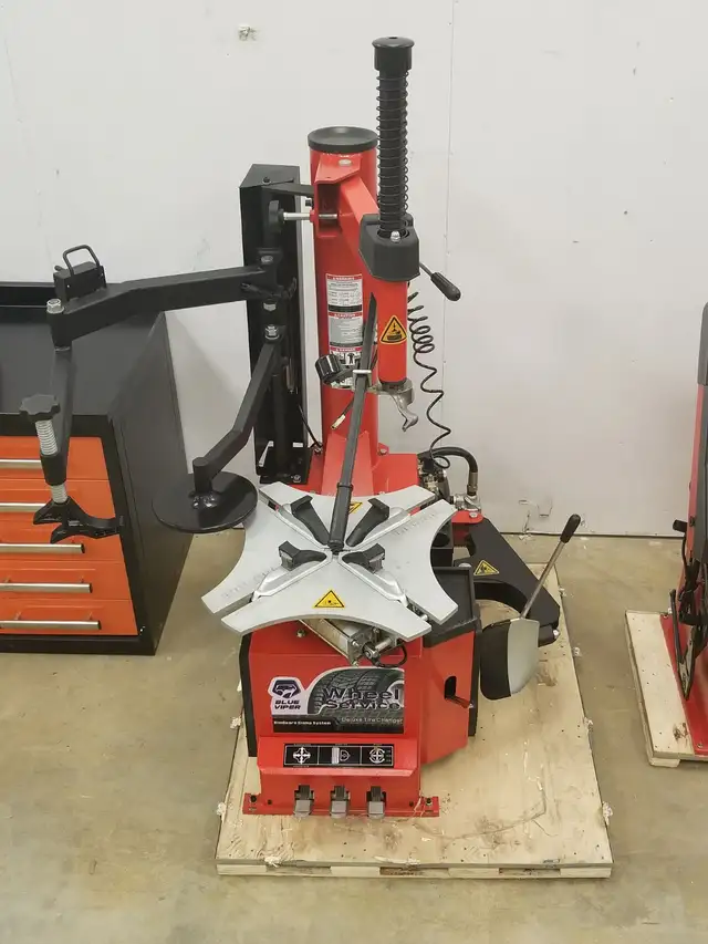 NEW TIRE CHANGER & BALANCERS BEAD BLASTER DUAL ARM MANY MODELS in Other in Saskatoon - Image 8