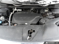 Single-owner vehicle with no reported accidents »» Grey exterior with refined styling »» Smooth auto... (image 7)