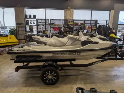 2026 Sea-Doo GTX LTD 325 WHITE Price includes a $500 rebate OR (3.99 %/36mo OR 5.49 %/60mo OR 5.99 %...