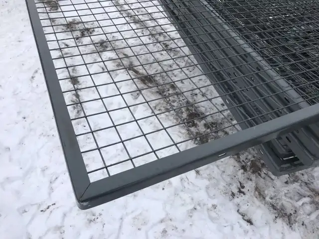 Grille de métal in Other in Drummondville - Image 4