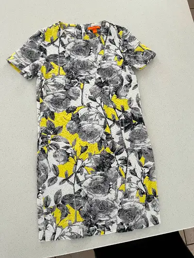Robe JOE FRESH grandeur 2 En excellente condition