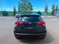Our 2016 Honda HR-V EX AWD in Mulberry Metallic Purple is a Fresh trade! Call to find out more infor... (image 3)