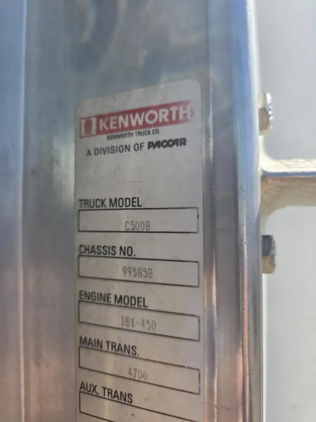 2007 KENWORTH C500 in Heavy Trucks in Saskatoon - Image 107
