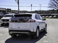 Discover the perfect blend of style and performance with the 2021 Ford Edge SEL, now available at Ji... (image 2)