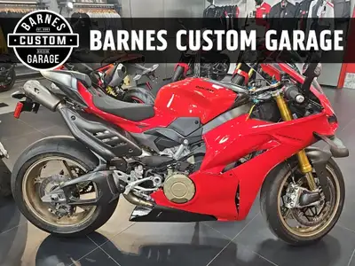 DEMO BikeBase MSRP: $38,295Upgrades Include:Carbon WingletsCarbon Front FenderCarbon Brake DuctsCarb...