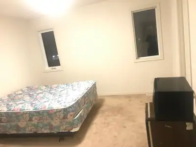 A Very spacious master bedroom in Charleswood WPG avail for rent for Aug 1st in a beautiful neighbor...
