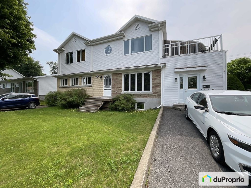$620,000 - Duplex for sale in Charlesbourg — photo 1