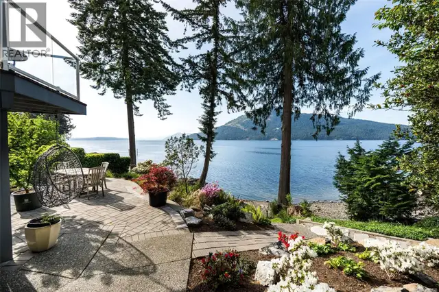 958 Lands End Rd North Saanich, British Columbia in Houses for Sale in Victoria - Image 4