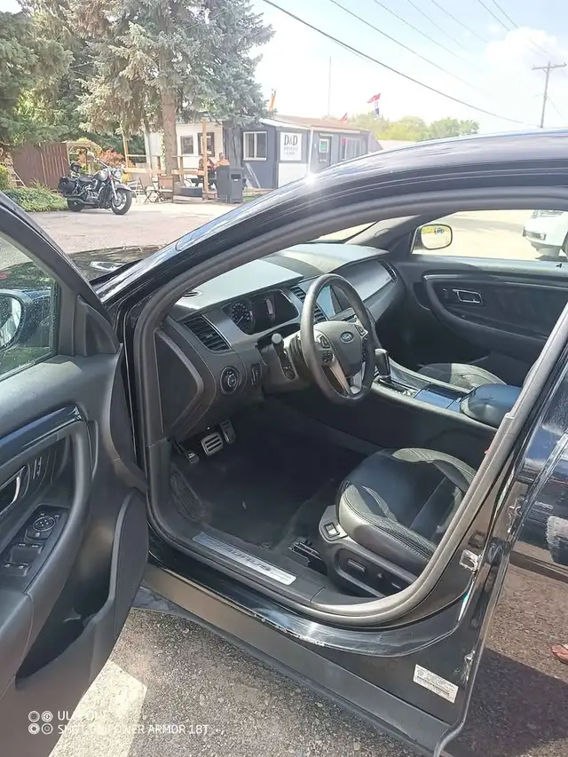 2017 Ford Taurus SHO-AWD-One Owner!545693725822167049