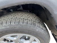 This 2026 JEEP COMPASS SPORT 4X4 has the following options Cloth Low-Back Bucket Seats, Heated Front... (image 9)