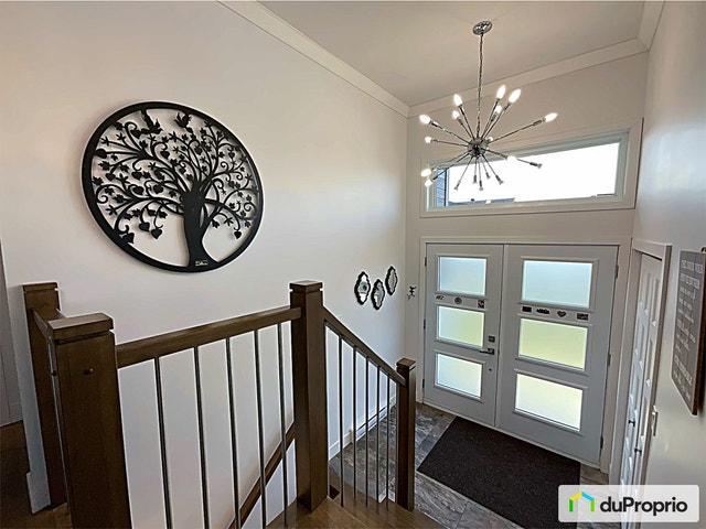 $619,000 - Bungalow for sale in Drummondville (Drummondville) — photo 2