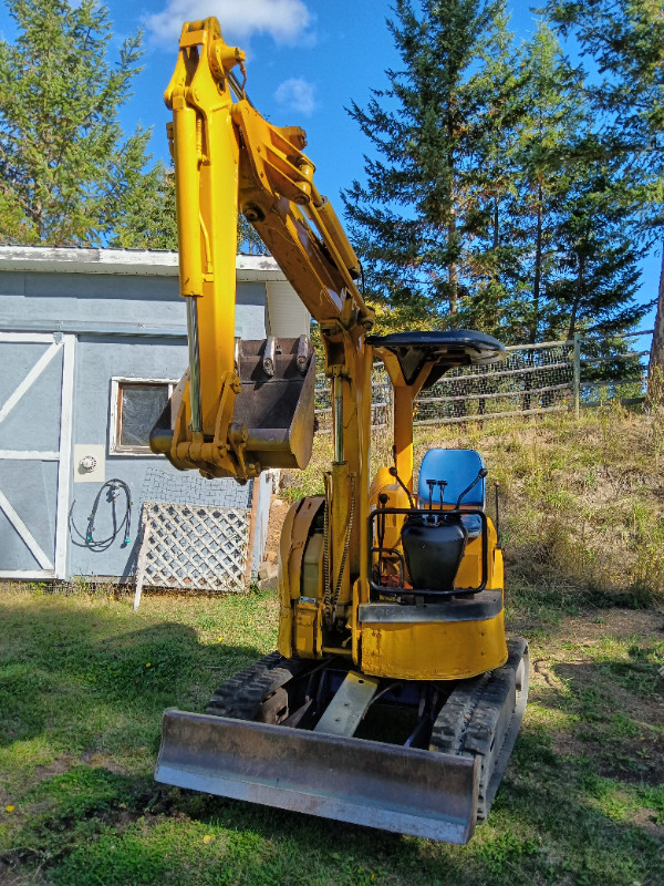 Komatsu Mini Excavator in Heavy Equipment in Kamloops - Image 4