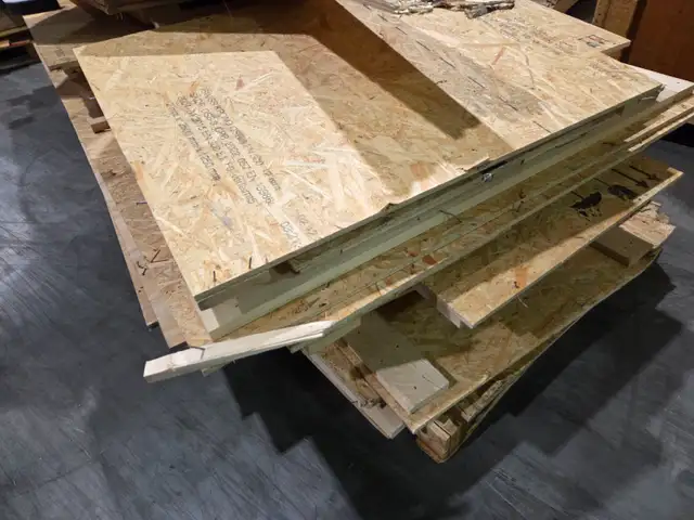 Cardboard free wood,  packing materials free indoor stored foam in Free Stuff in Mississauga / Peel Region - Image 7