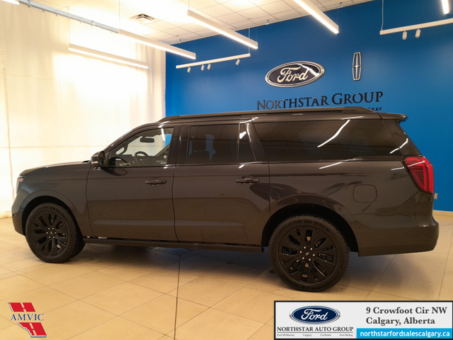 2025 Ford Expedition Platinum Max STEALTH APPEARANCE PKG. - HEAT in Cars & Trucks in Calgary - Image 9