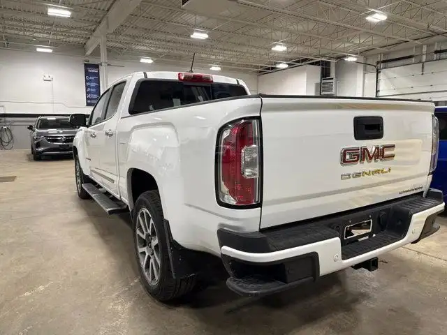 2021 GMC Canyon 4WD Denali | 4.99% UP TO 60MONTHS | LOW KMS in Cars & Trucks in Windsor Region - Image 5