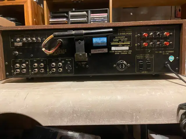 Vintage Pioneer Stereo Tuner SX737 in Stereo Systems & Home Theatre in Medicine Hat - Image 3