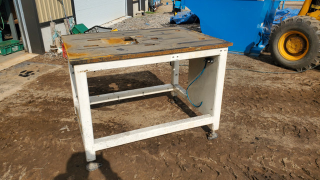 welding table work bench in Tool Storage & Benches in Brantford - Image 3