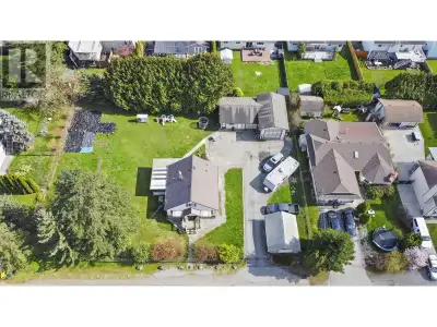 INVESTOR ALERT! This property has BIG potential for buyers looking for development or more..... The...