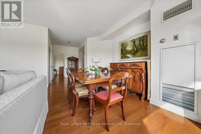 405 - 2511 LAKESHORE ROAD W Oakville (BR Bronte), Ontario in Condos for Sale in Oakville / Halton Region - Image 10