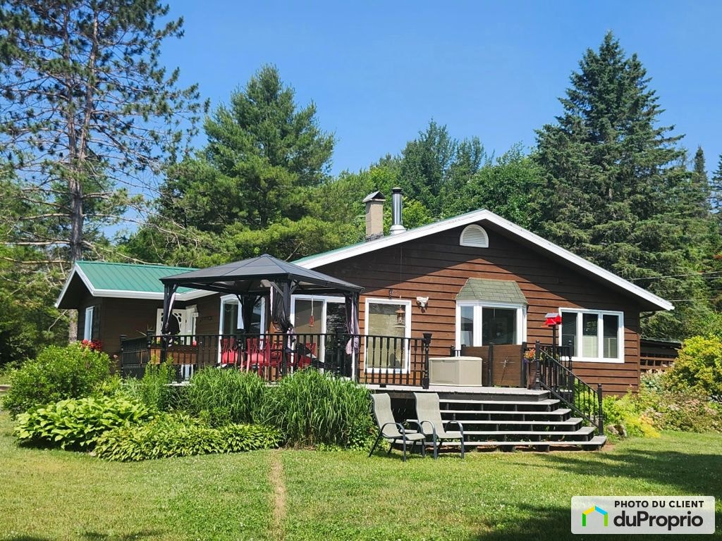 $1,395,000 - Bungalow for sale in Eastman — photo 2