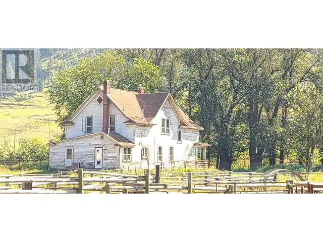 5649 VLA Road Chase, British Columbia in Land for Sale in Kamloops - Image 11