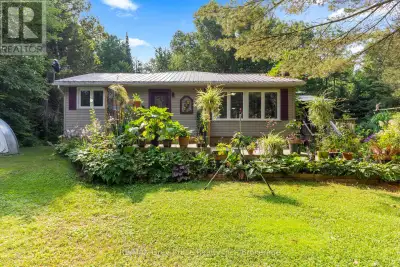 PARADISE FOUND! Welcome to your private retreat nestled on a serene 2-acre lot at the end of a quiet...