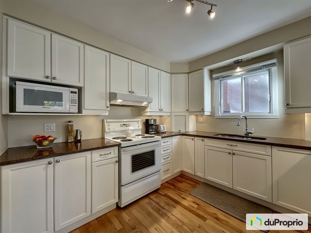 $1,259,000 - Quintuplex for sale in Rosemont / La Petite Patrie — photo 3