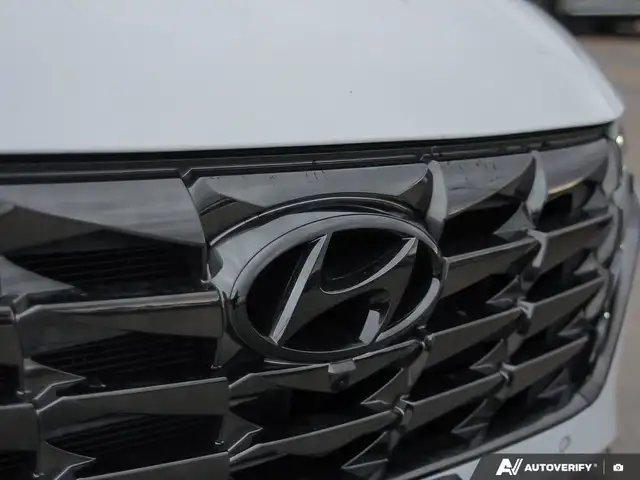 2022 Hyundai Tucson Hybrid Ultimate great first car |leather... in Cars & Trucks in London - Image 9