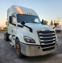 Ryder Stock ID: 243060 Transmission Type/Speed: MANUAL 18 Engine: DIESEL DD15 GHG'17 505/1625 Horse... (image 4)