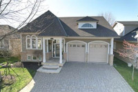 12 Surfside Cres