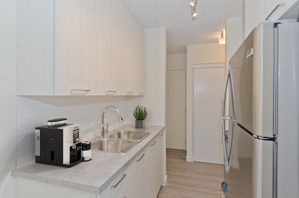 Glamorgan Manor - 1 Bedroom Apartment for Rent 5